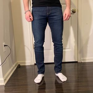 Gap men’s skinny jean size 32x32 in dark wash